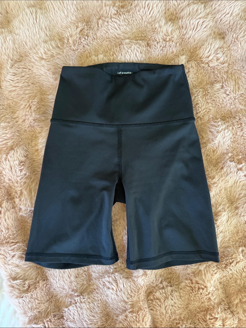 Reformation Eco Move Bike Shorts XS